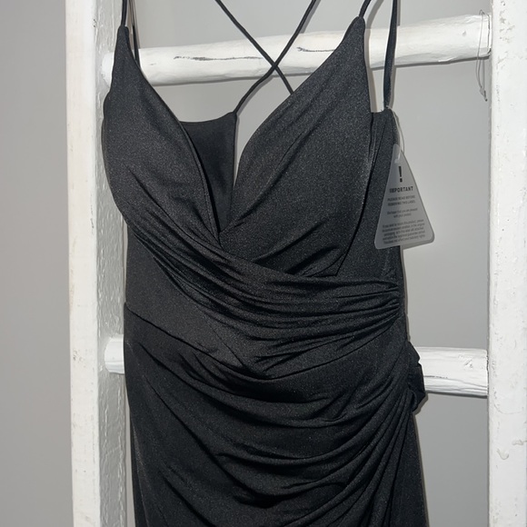 Bariano Faux-Wrap Shirred Evening Dress Gown. Very good/thick quality/fabric. - Picture 3 of 11